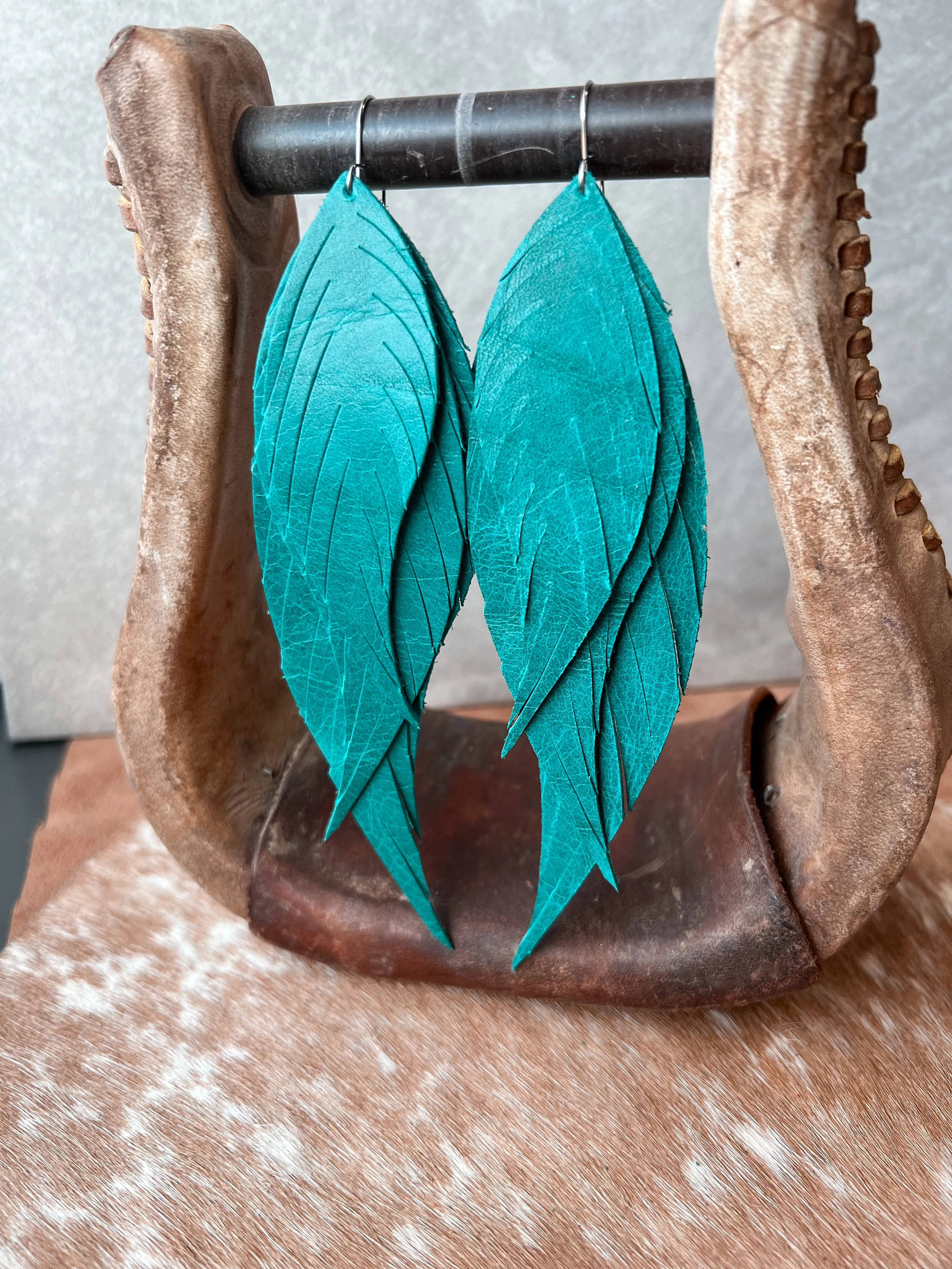 Teal 4' Fringed in Faith Dawson Fringe Feather