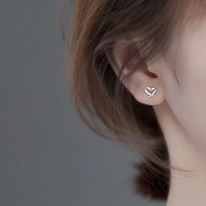 Tiny Heart Stud Earrings-Finger Heart Emoji Earrings-SS046