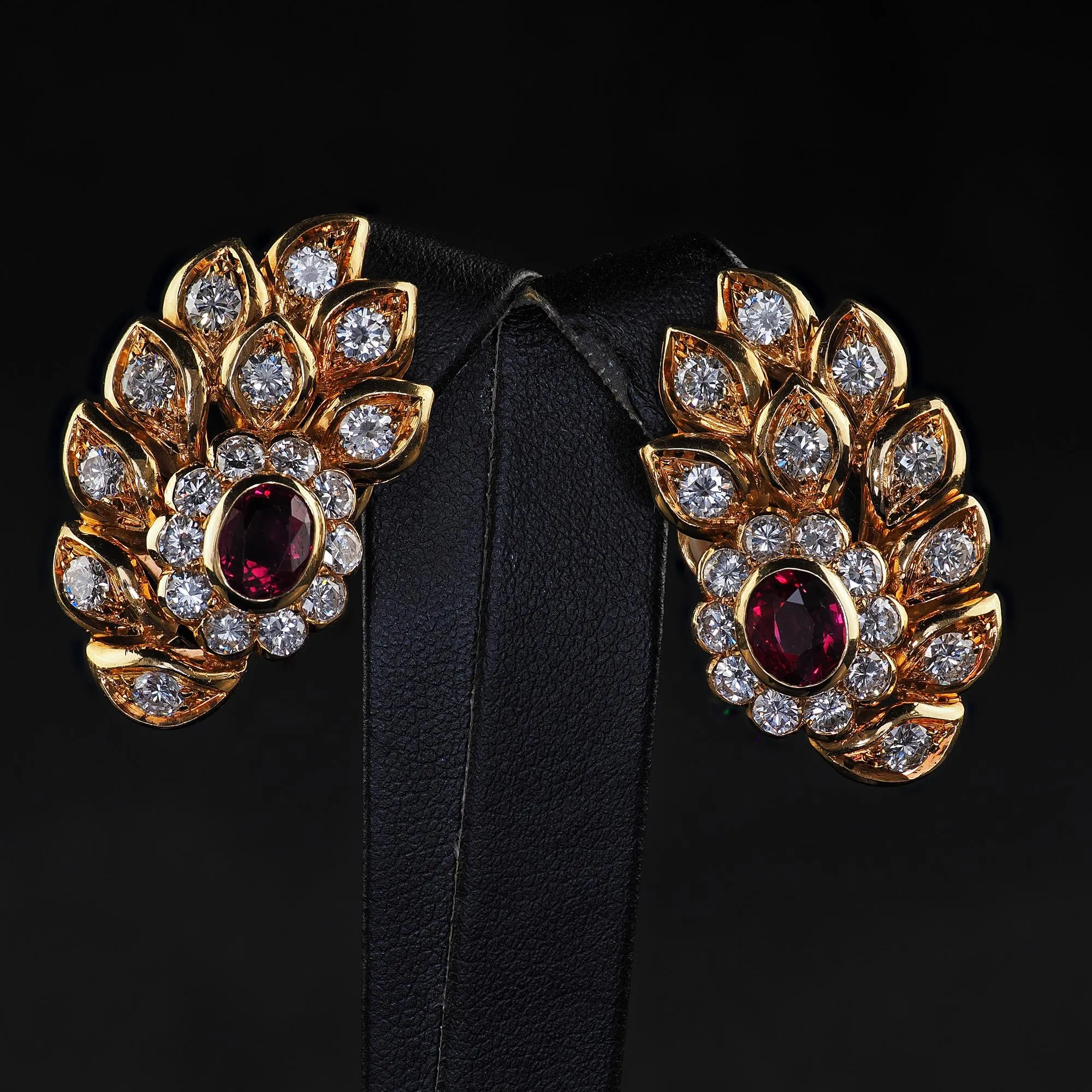 Vintage Estate 18K Yellow Gold Diamond and Ruby Floral Clip On Earrings