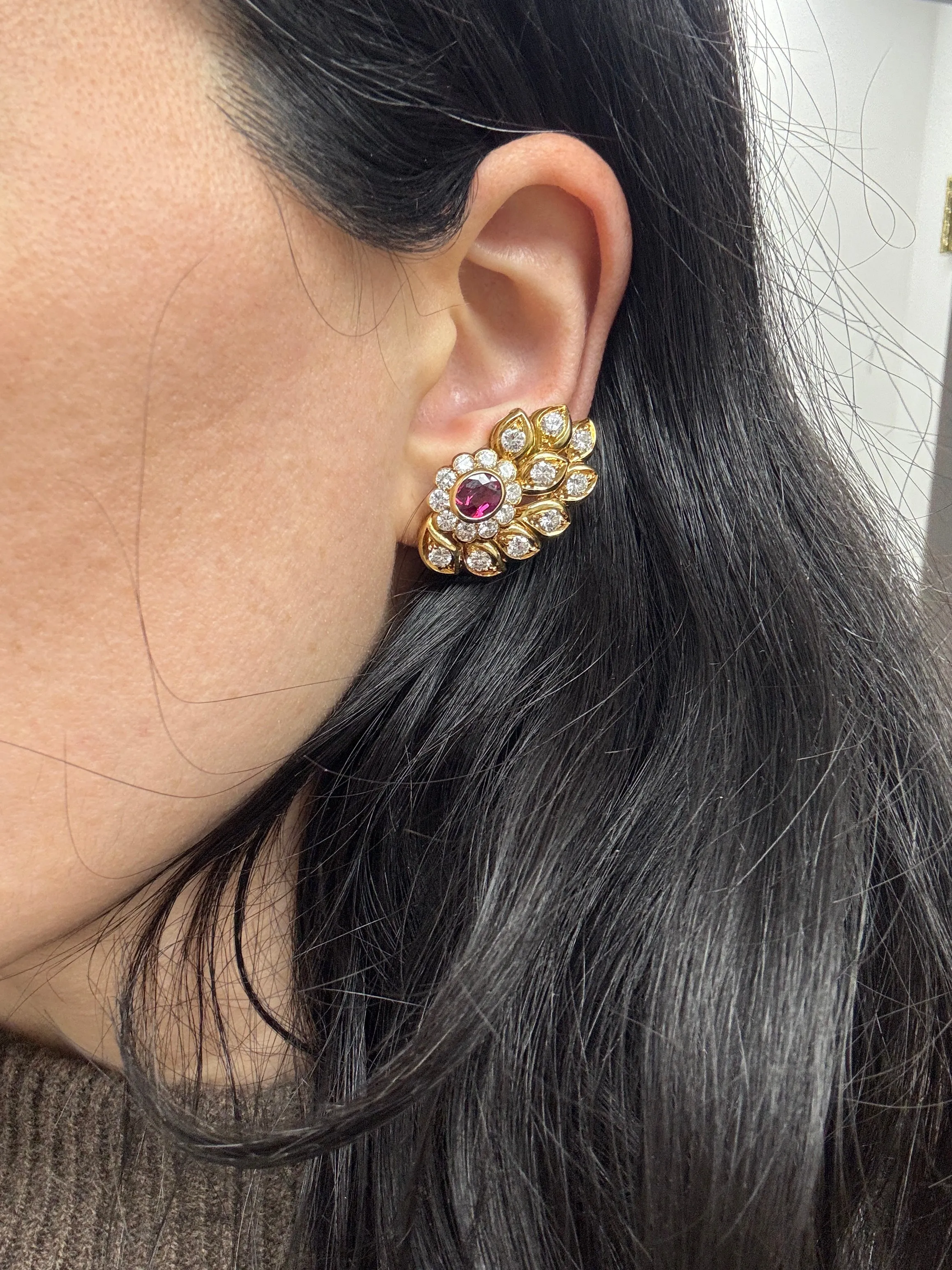 Vintage Estate 18K Yellow Gold Diamond and Ruby Floral Clip On Earrings