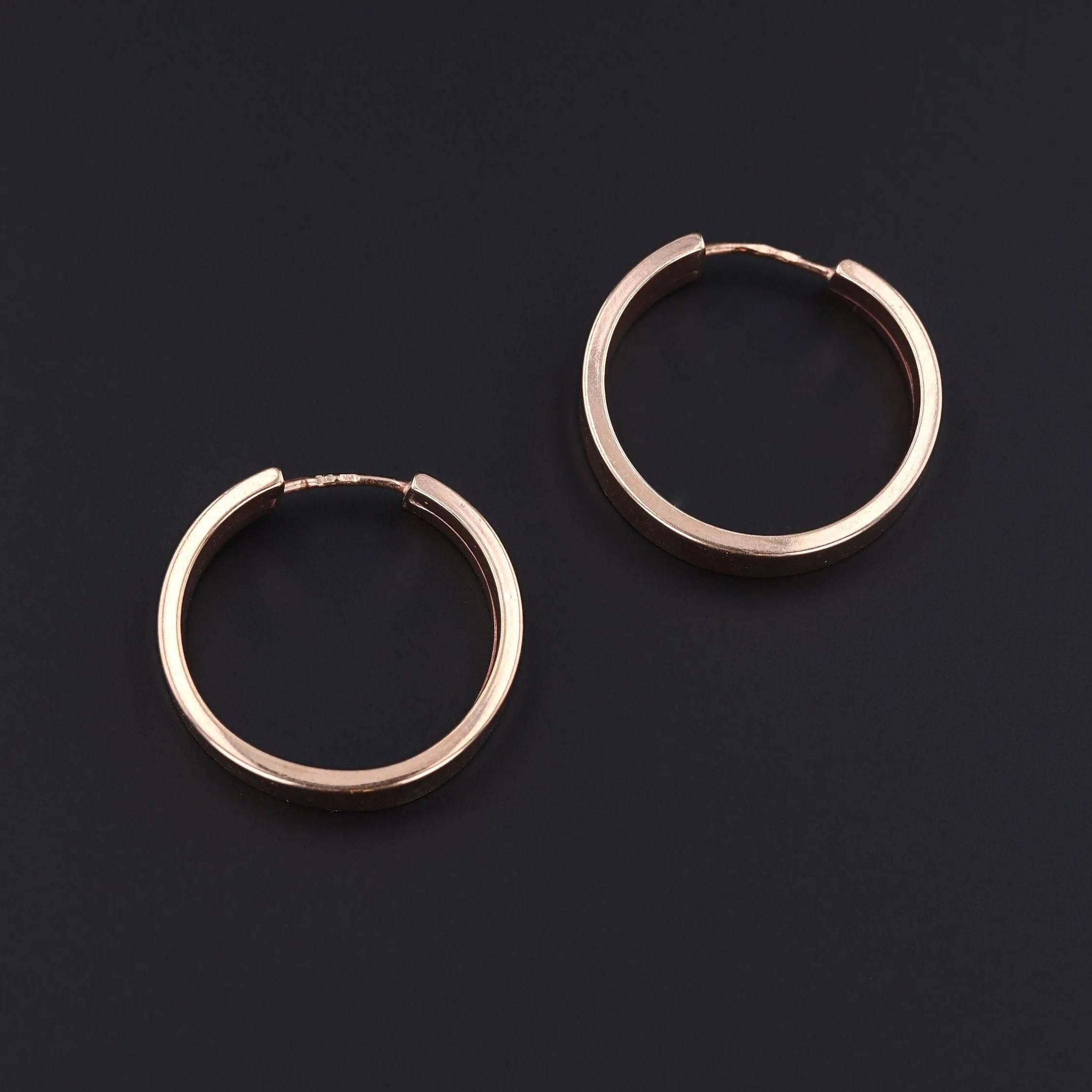 Vintage Medium Hoop Earrings of 9ct Gold