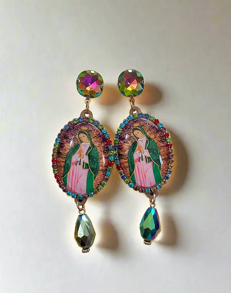 Virgen crystal earrings