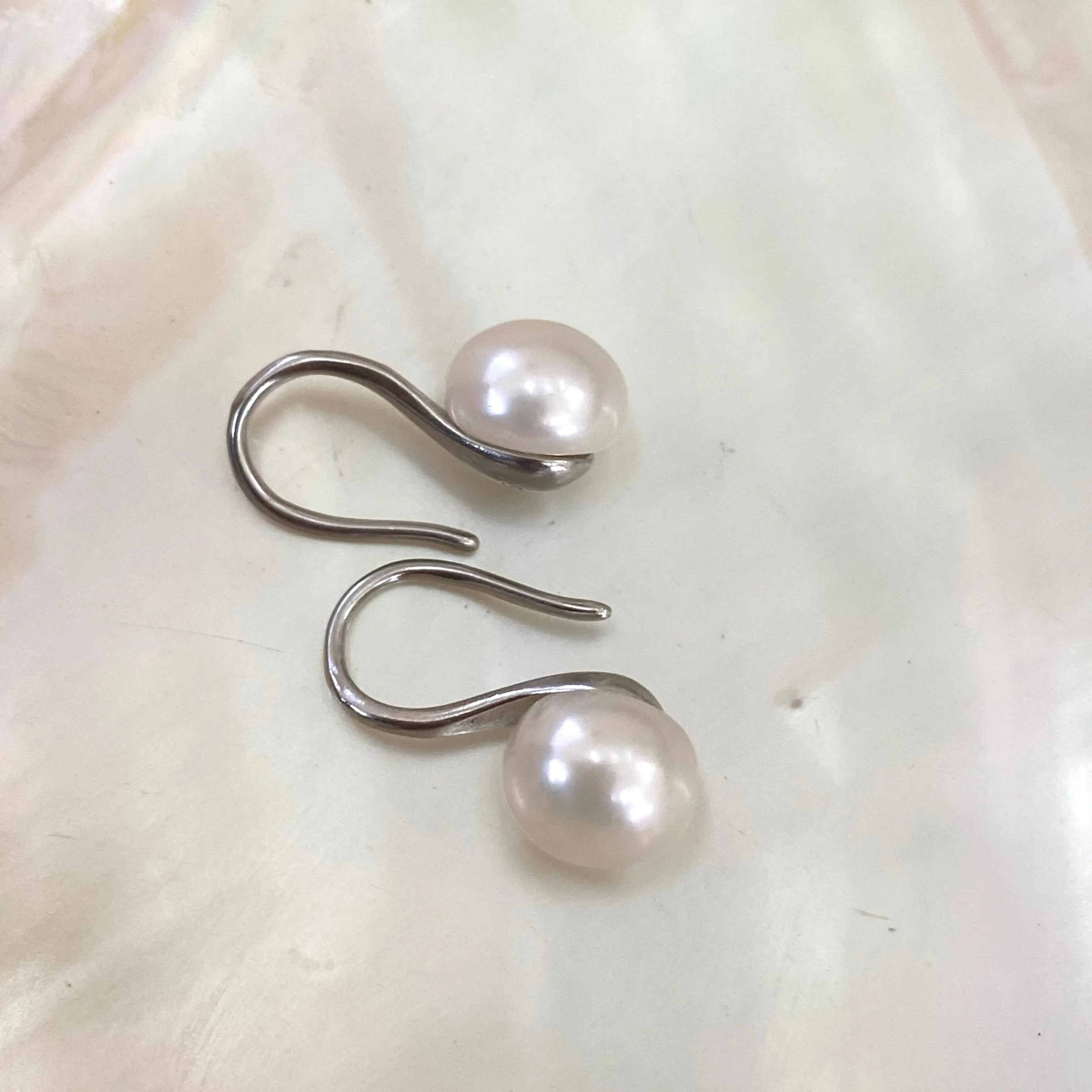 White Button Pearl High Heels Drop Earrings in Gold or Silver
